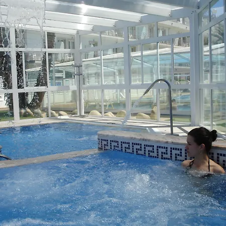 Nuevo Vichona 3 Estrellas Superior Hotell